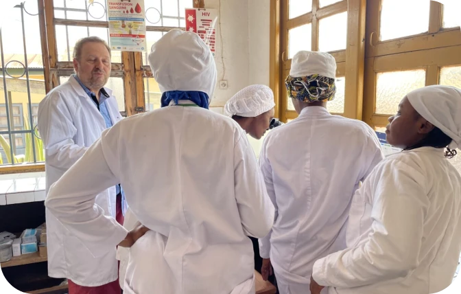 Groupe de biologistes