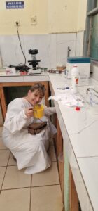 Vero avec son pichet